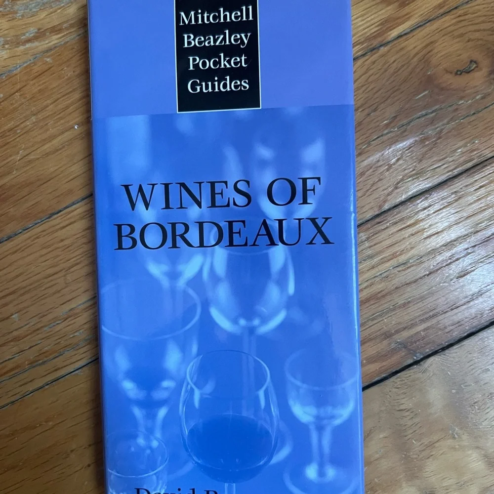 Mitchell Beazley 'Wines of Bordeaux' Pocket Guide - Blue
